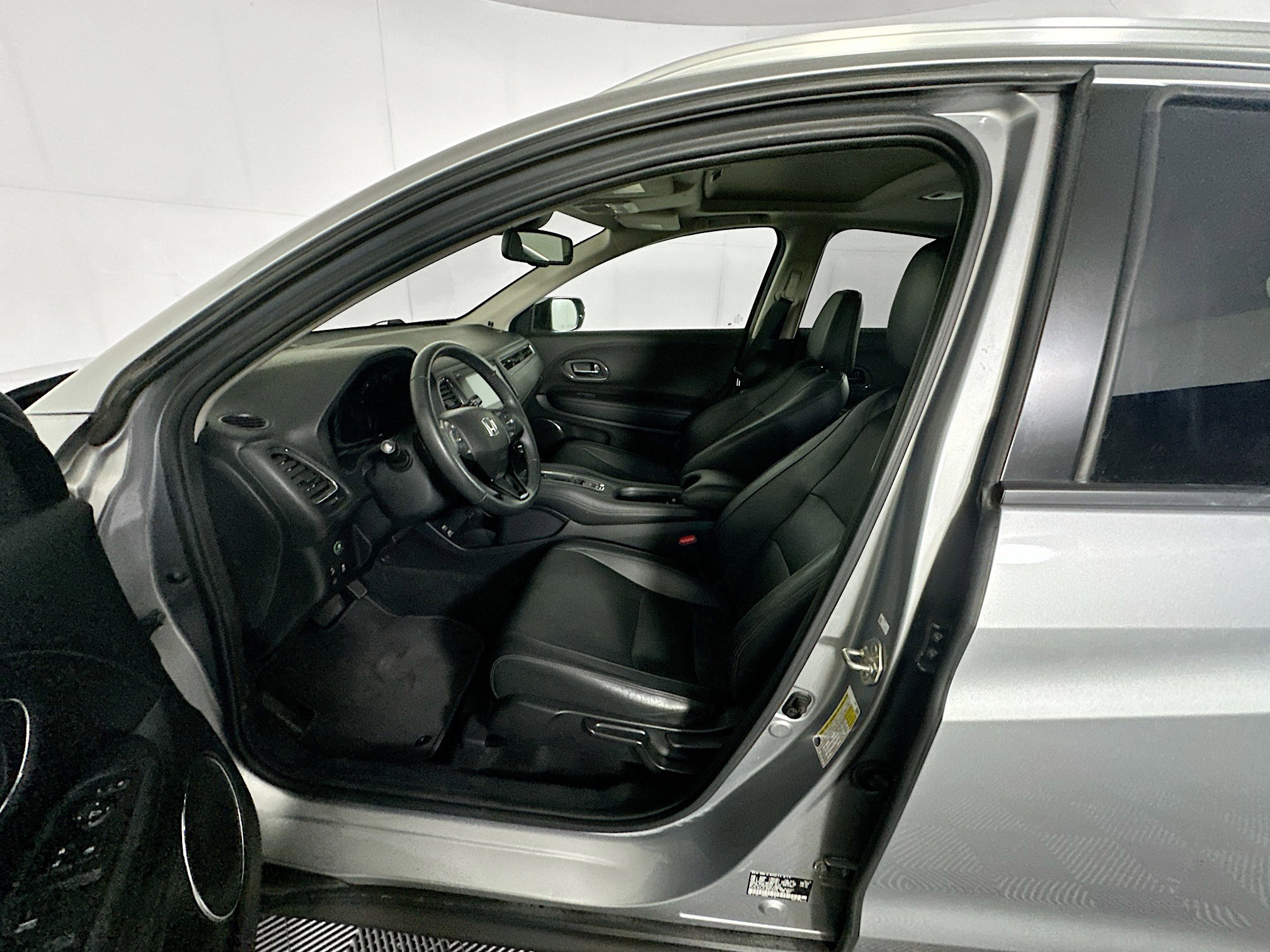 Used 2019 Honda HR-V EX-L image 13