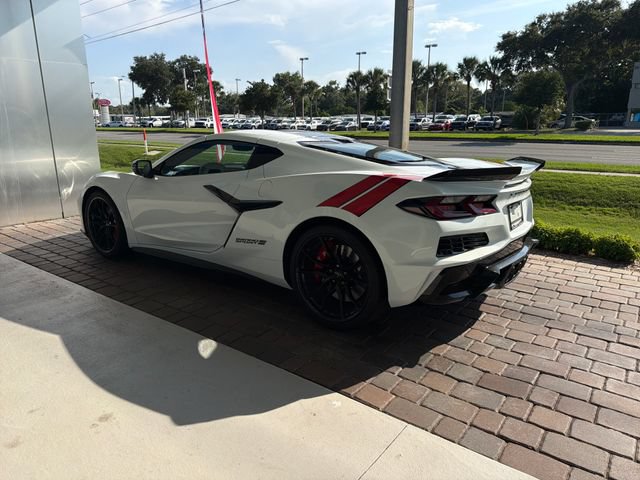 New 2027 Chevrolet Corvette Grand Sport w/ Z52 Sport Performance Package RWD image 9