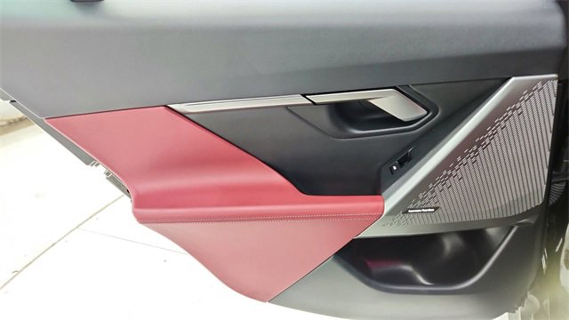 Used 2024 BMW i5 eDrive40i w/ Premium Package image 32