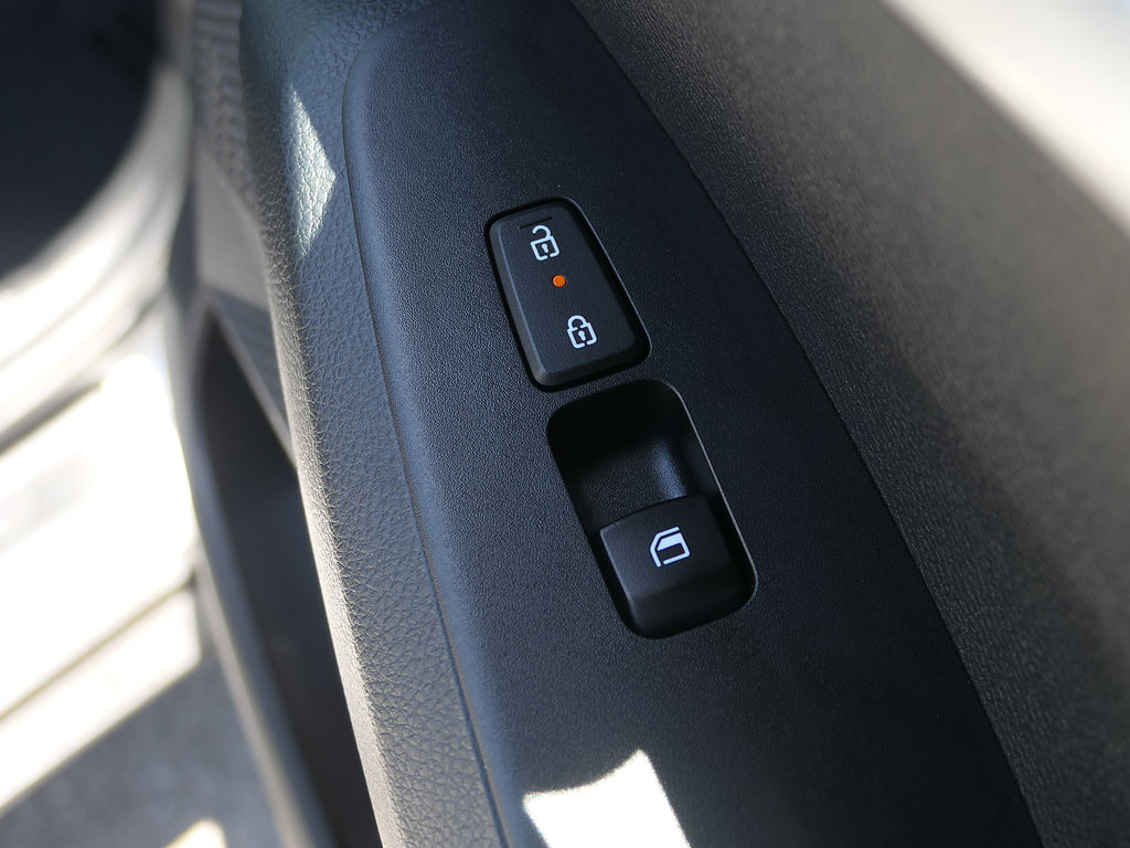 Used 2024 Kia Seltos LX AWD/4WD image 26