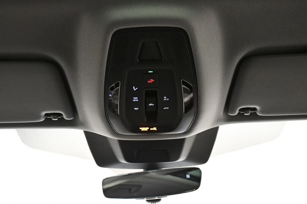 Used 2025 Audi Q5 Premium w/ Convenience Package image 18