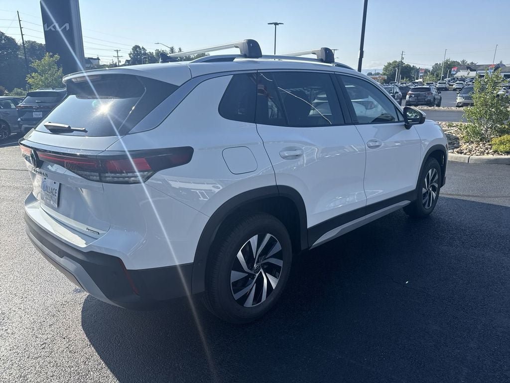 New 2025 Volkswagen Tiguan S AWD/4WD image 4