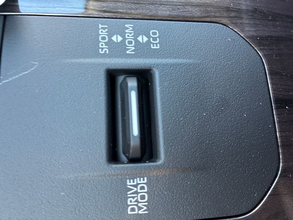 New 2026 Toyota Highlander Limited image 43