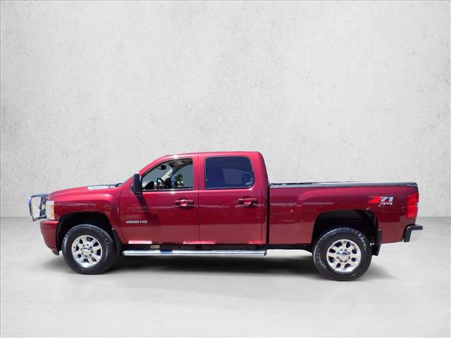 Used 2013 Chevrolet Silverado 2500 LTZ w/ LTZ Plus Package AWD/4WD image 2