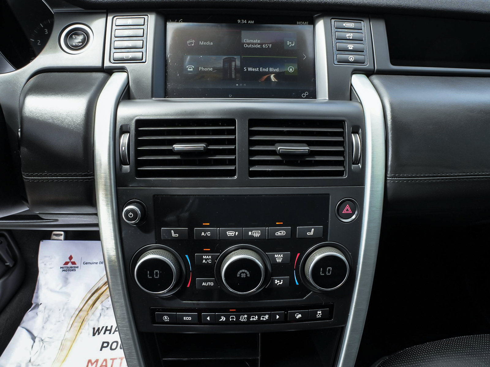 Used 2019 Land Rover Discovery Sport HSE Luxury AWD/4WD image 24