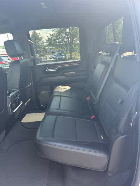Used 2024 GMC Sierra 2500 Denali w/ Technology Package AWD/4WD image 7