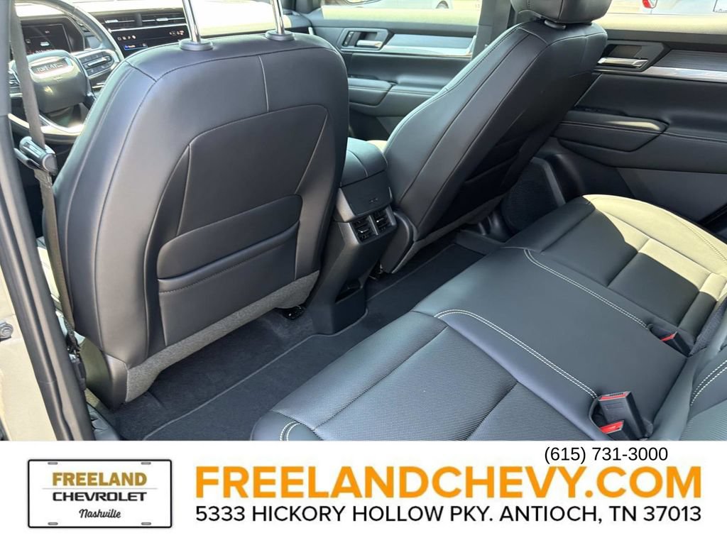 Used 2026 GMC Terrain Elevation w/ Elevation Premium Package FWD image 17