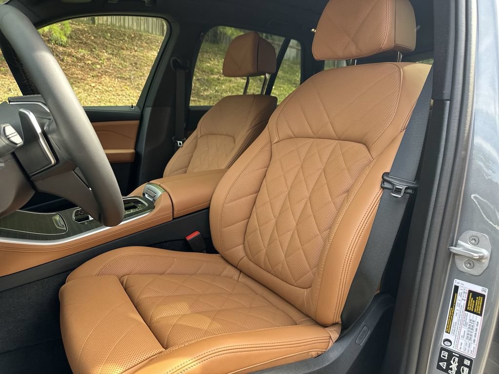 Used 2026 BMW X5 xDrive40i AWD/4WD image 15