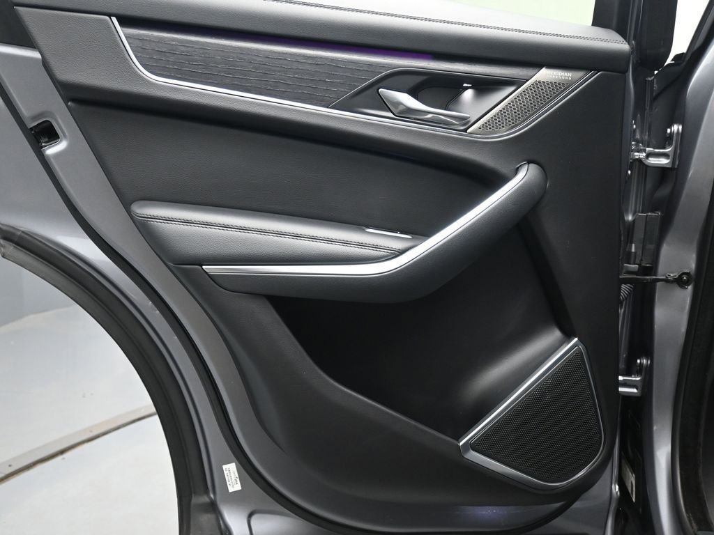 Used 2022 Jaguar F-PACE S image 20