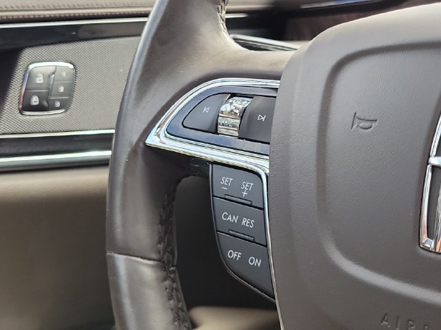 Certified 2023 Lincoln Nautilus Reserve AWD/4WD image 12
