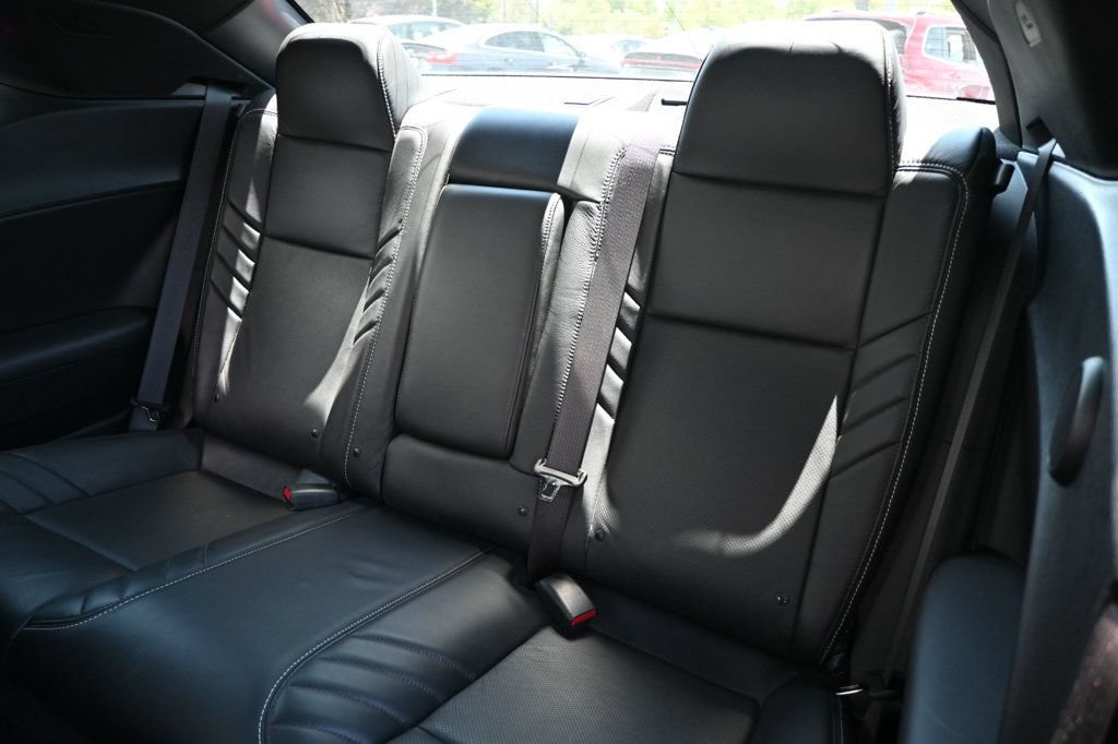 Used 2022 Dodge Challenger SRT Hellcat w/ Plus Package RWD image 18