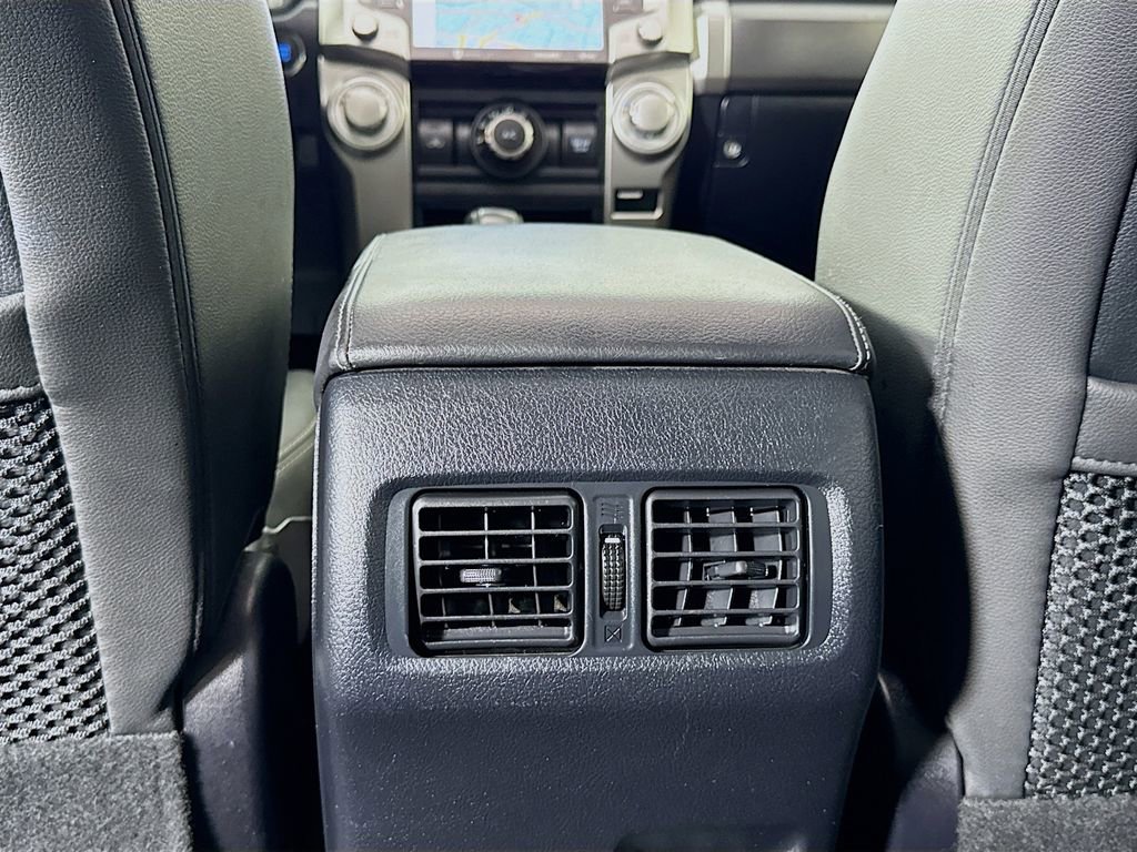 Used 2021 Toyota 4Runner SR5 Premium w/ Moonroof Package AWD/4WD image 31