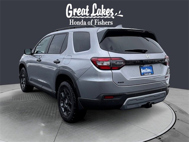 New 2025 Honda Pilot TrailSport image 3