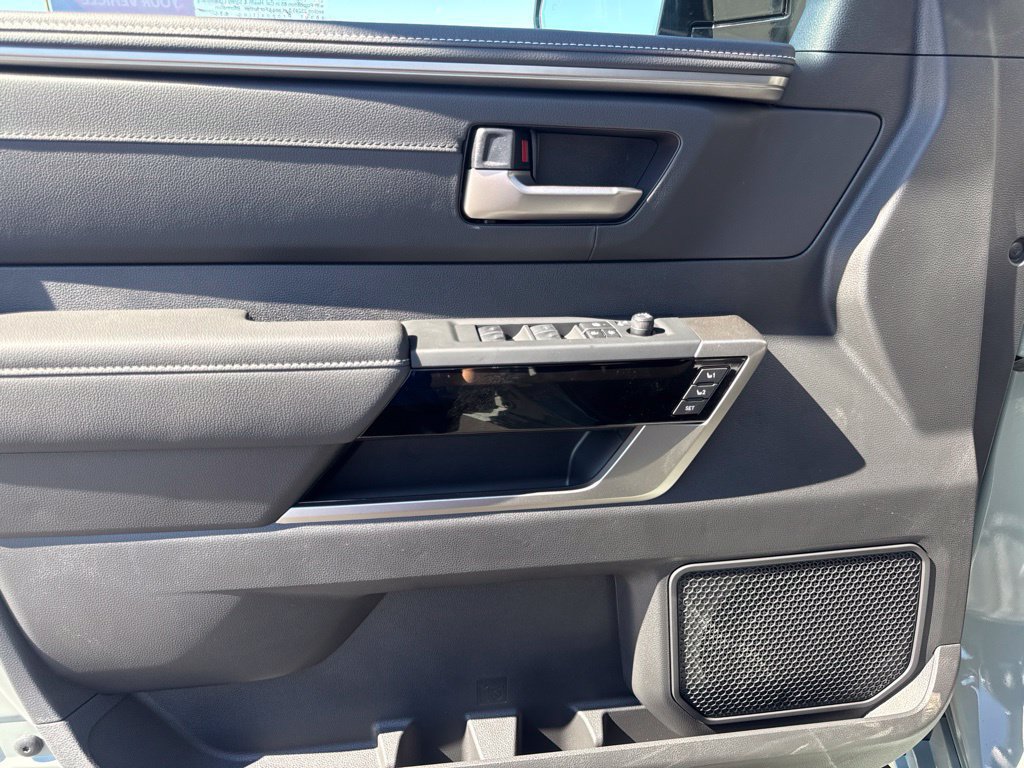 New 2026 Toyota Tundra Limited AWD/4WD image 17