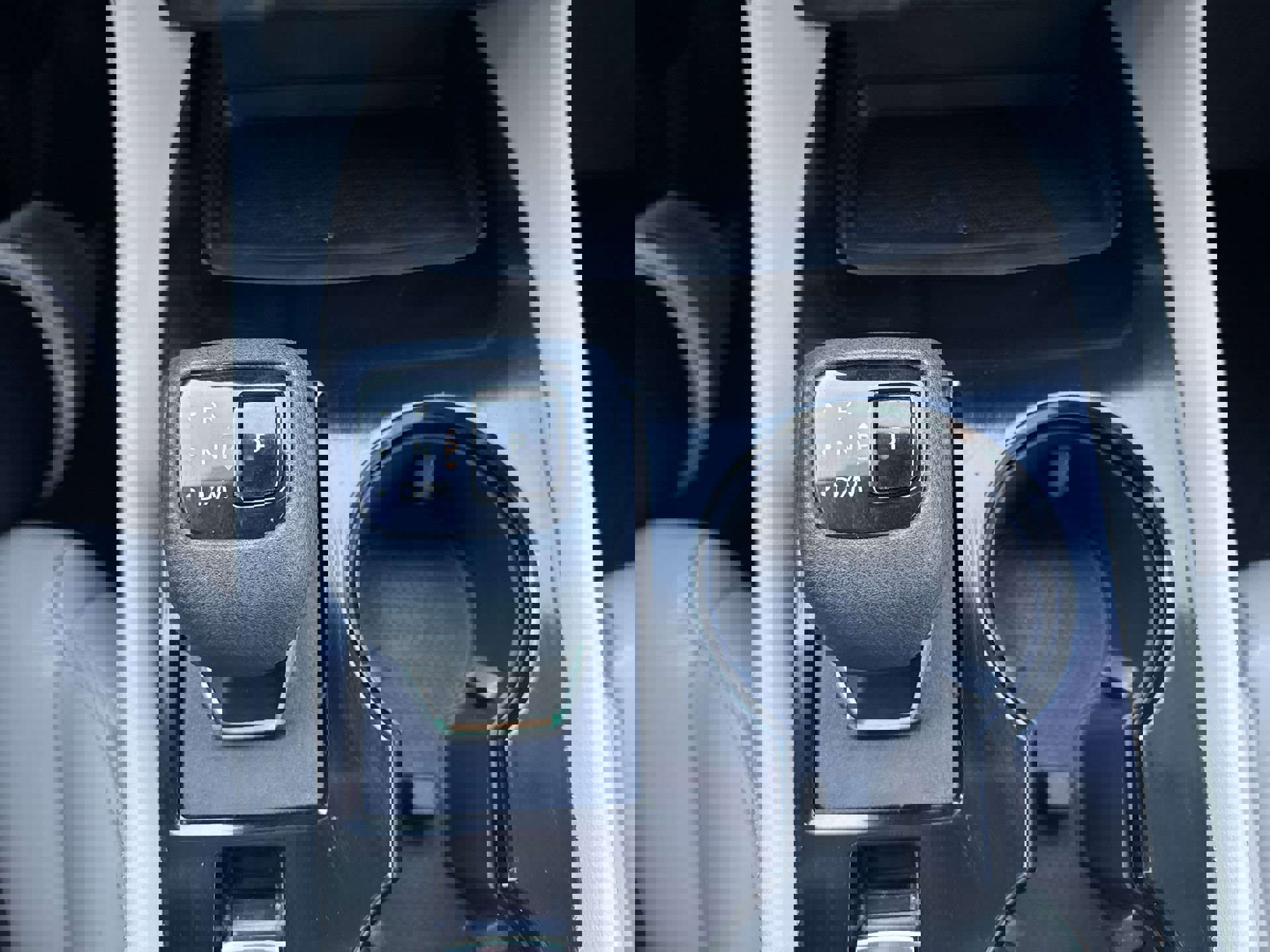 Used 2023 Nissan Rogue SL w/ SL Premium Package image 19