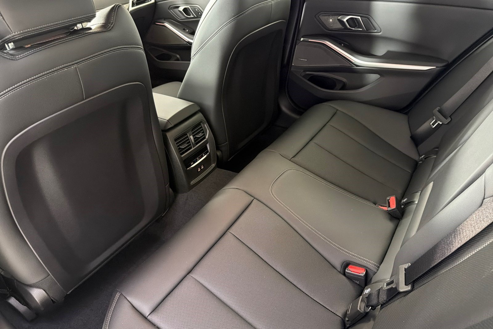 New 2026 BMW M340i w/ Premium Package RWD image 25