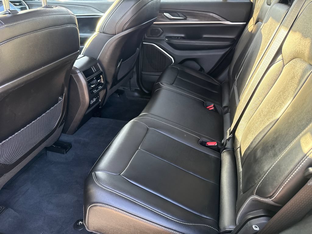 Used 2022 Jeep Grand Cherokee Limited 4xe AWD/4WD image 17