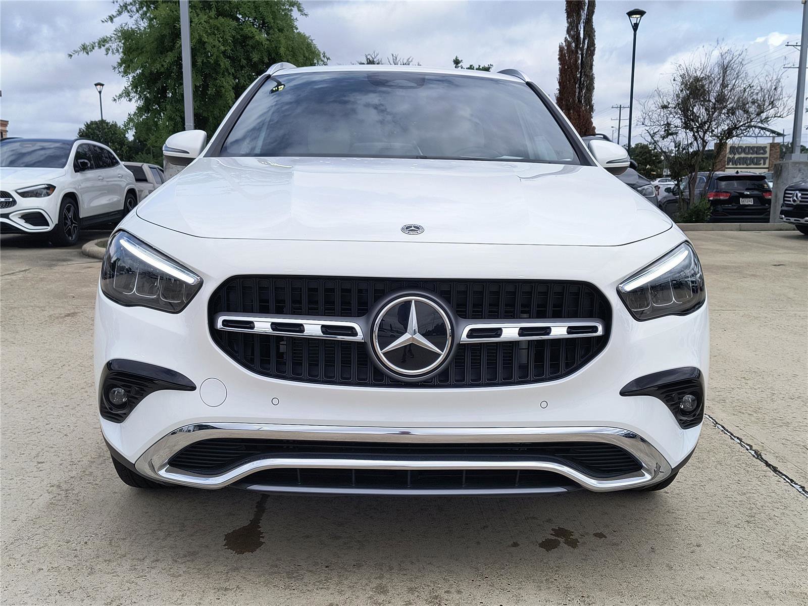 New 2025 Mercedes-Benz GLA 250 image 11