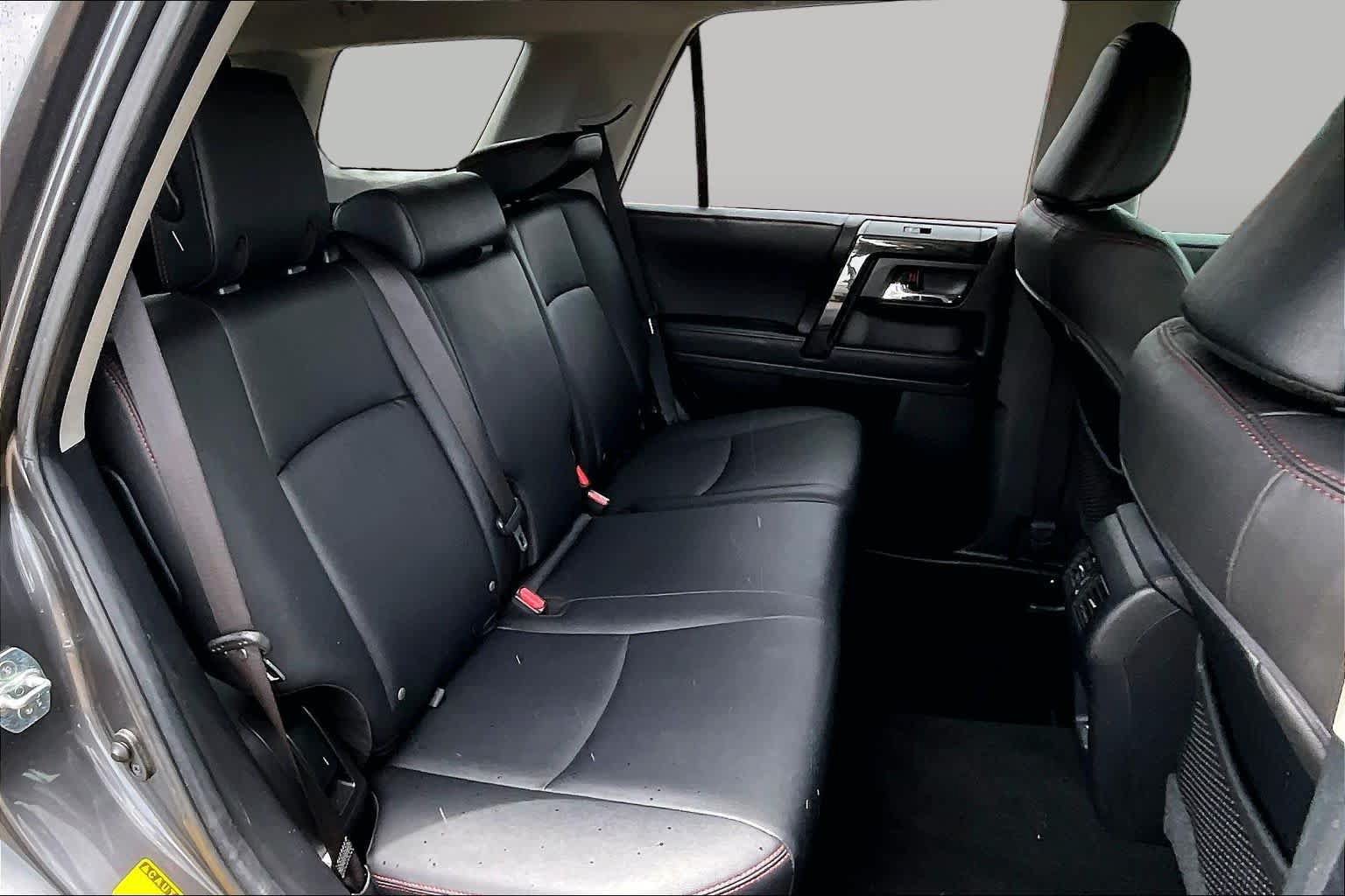 Used 2023 Toyota 4Runner TRD Off-Road Premium w/ Moonroof Package AWD/4WD image 21