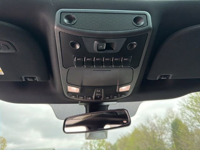 Used 2018 Ford F150 Raptor w/ Equipment Group 802A Luxury image 39