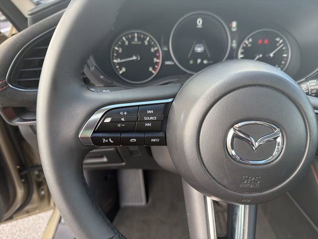 Used 2025 MAZDA MAZDA3 s image 21