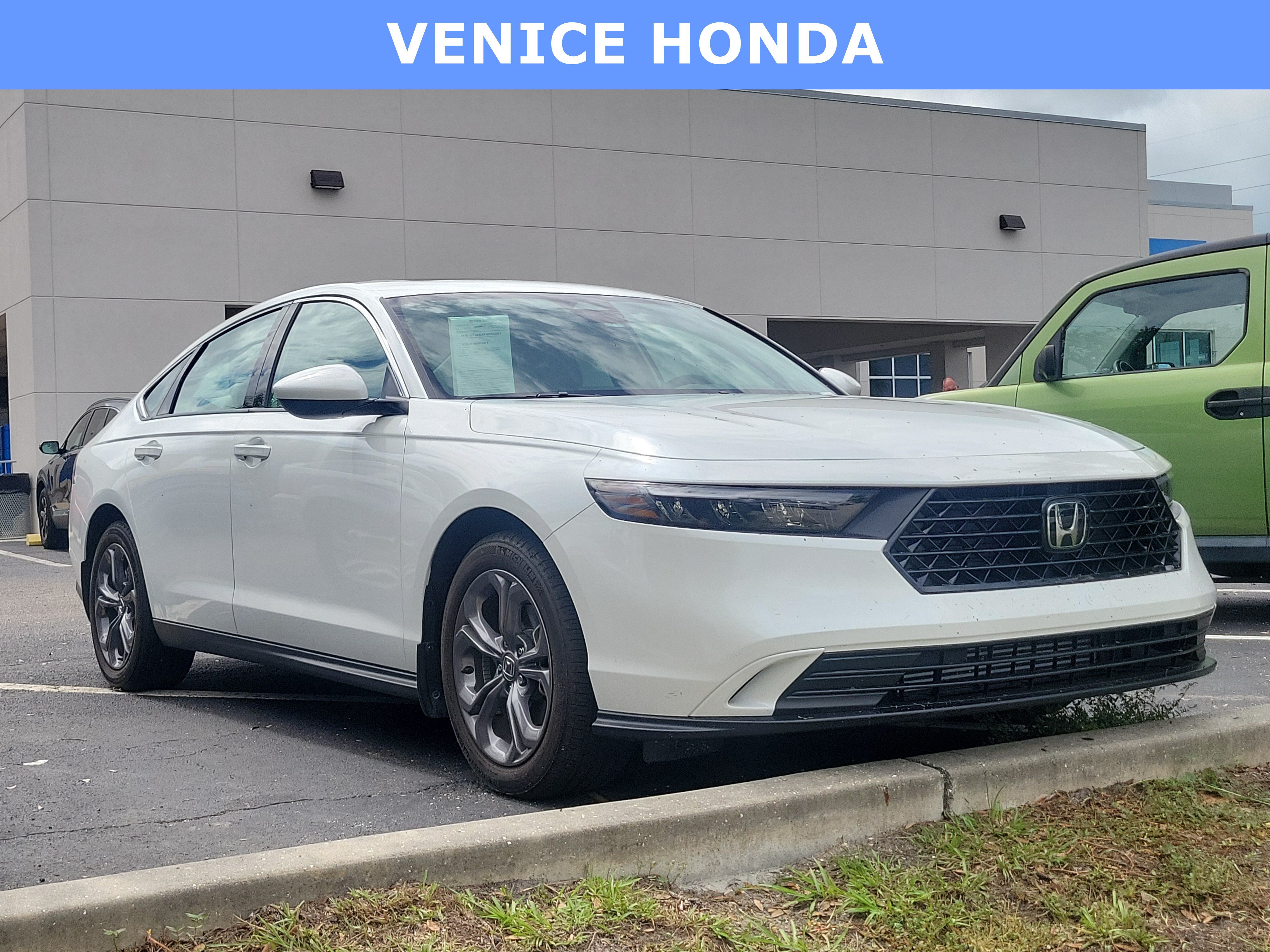 Used 2024 Honda Accord EX image 1