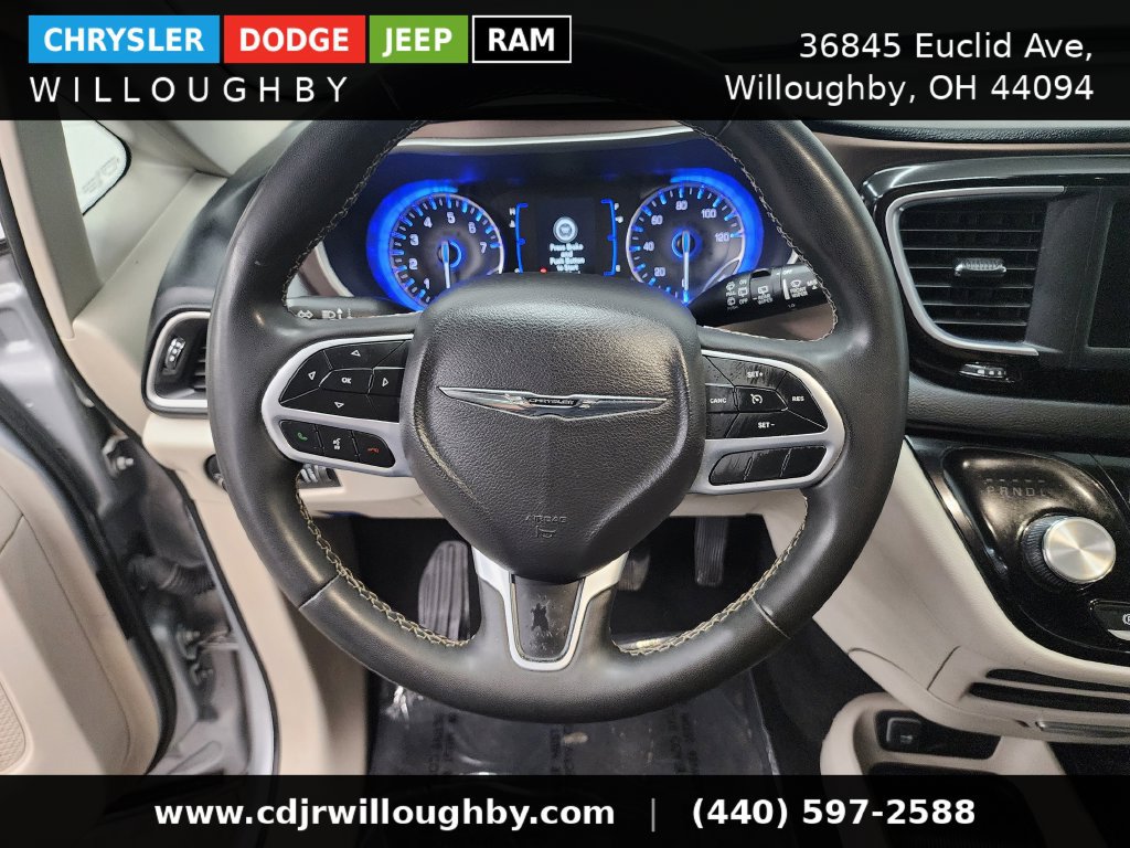 Used 2023 Chrysler Voyager LX FWD image 17