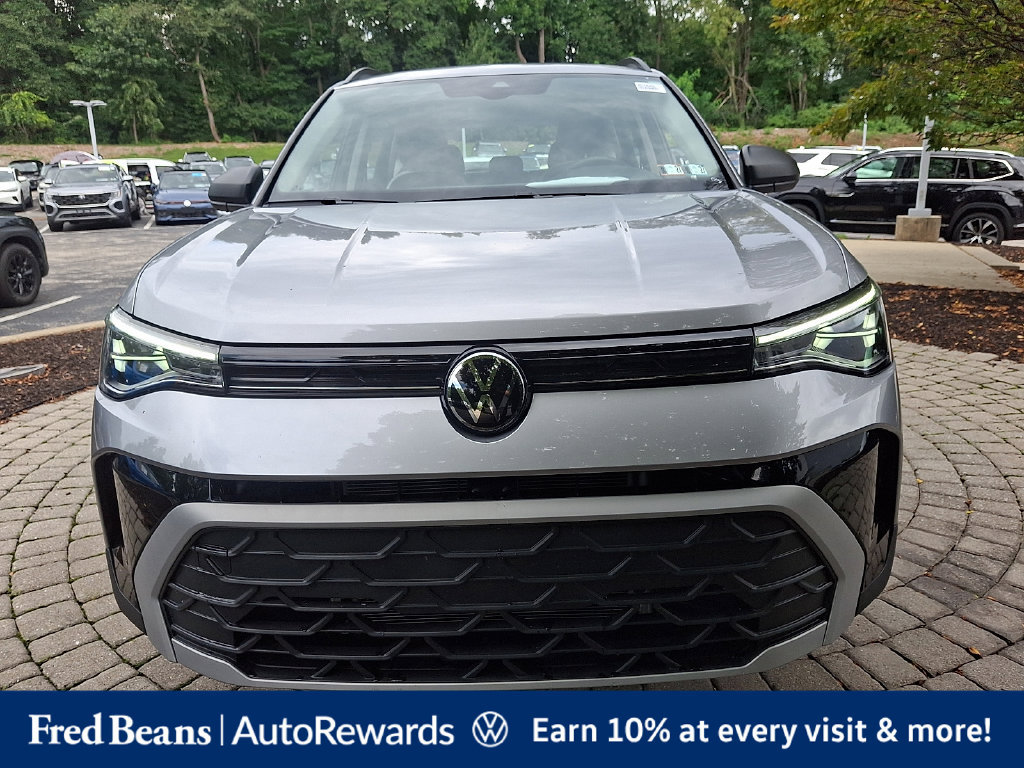 Used 2026 Volkswagen Taos S AWD/4WD image 2