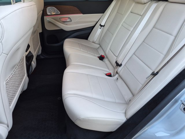 Used 2025 Mercedes-Benz GLE 350 4MATIC image 16