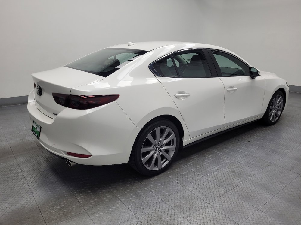 Used 2019 MAZDA MAZDA3 Sedan w/ Preferred Package image 10