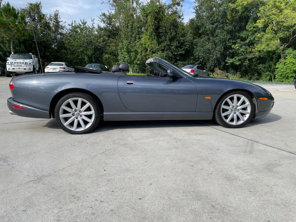 Used 2005 Jaguar XK8 Convertible image 18