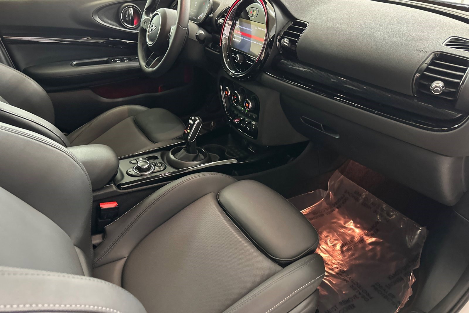 Used 2024 MINI Cooper Clubman S image 30