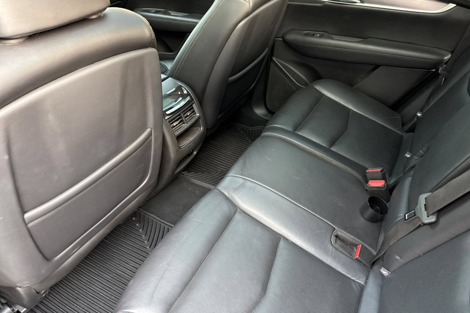Used 2018 Cadillac XT5 Premium Luxury AWD/4WD image 12