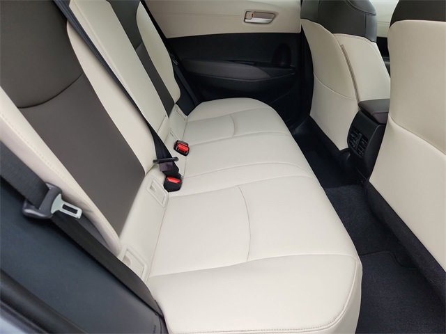 Used 2023 Toyota Corolla Cross XLE image 26