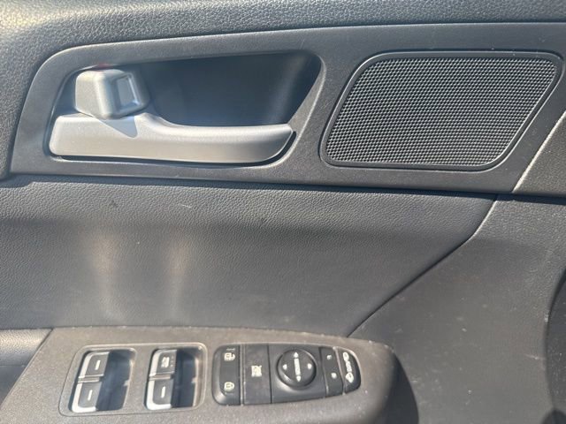 Used 2017 Kia Sportage EX image 9