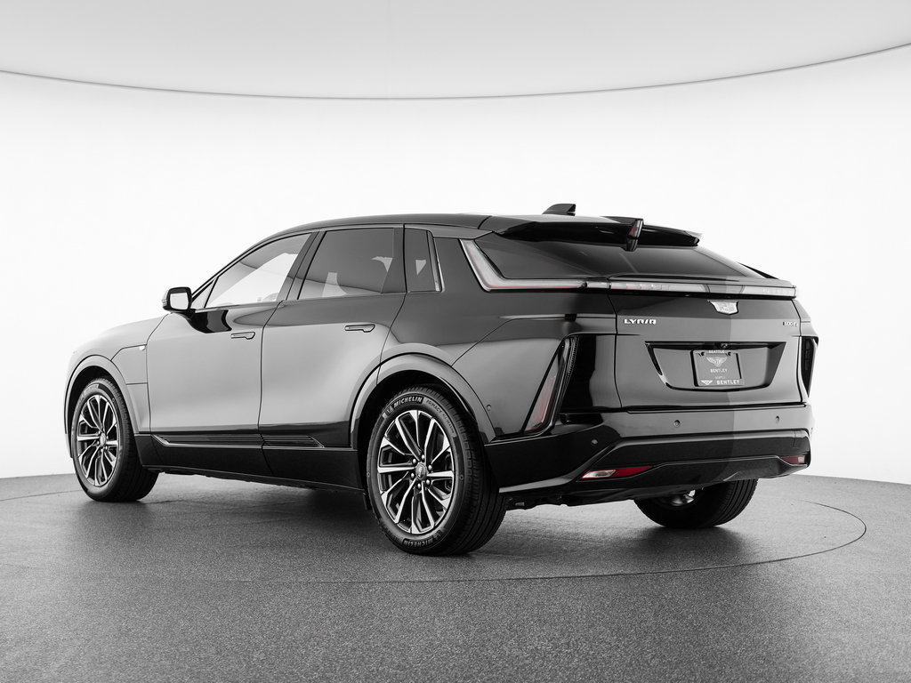 Used 2024 Cadillac Lyriq Sport AWD/4WD image 3