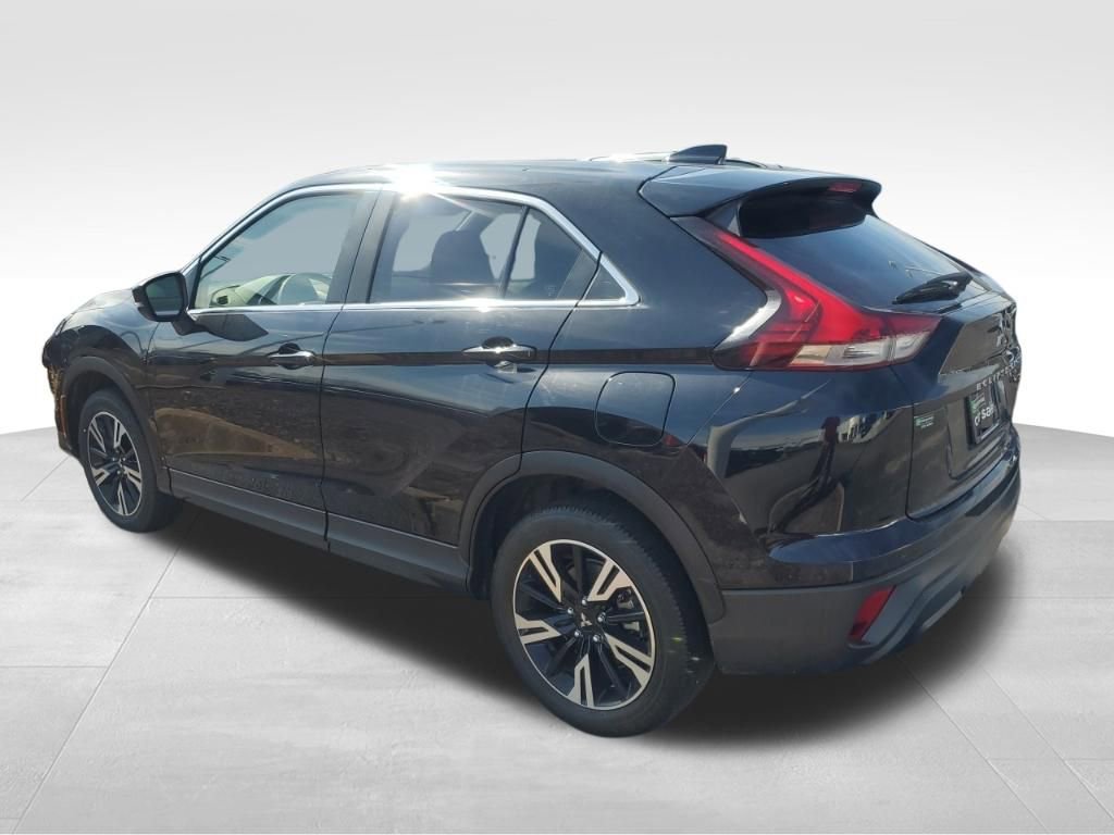 Used 2024 Mitsubishi Eclipse Cross SE image 3