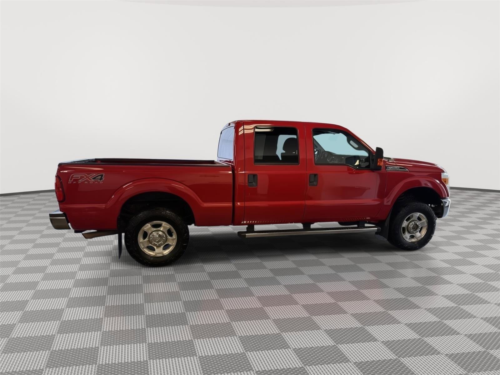 Used 2013 Ford F250 XLT w/ XLT Interior Pkg image 6