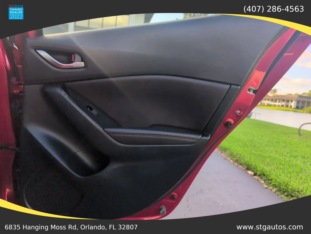 Used 2017 MAZDA MAZDA3 Touring FWD image 22