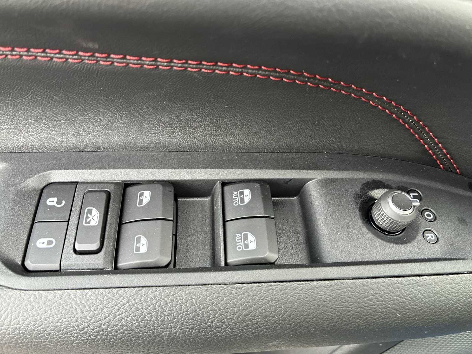 New 2026 Jeep Compass Trailhawk image 15