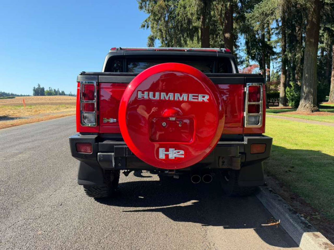 Used 2005 HUMMER H2 SUT w/ Preferred Equipment Group AWD/4WD image 12