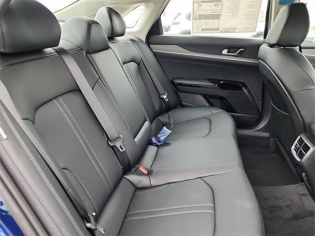 Used 2025 Kia K5 EX image 16