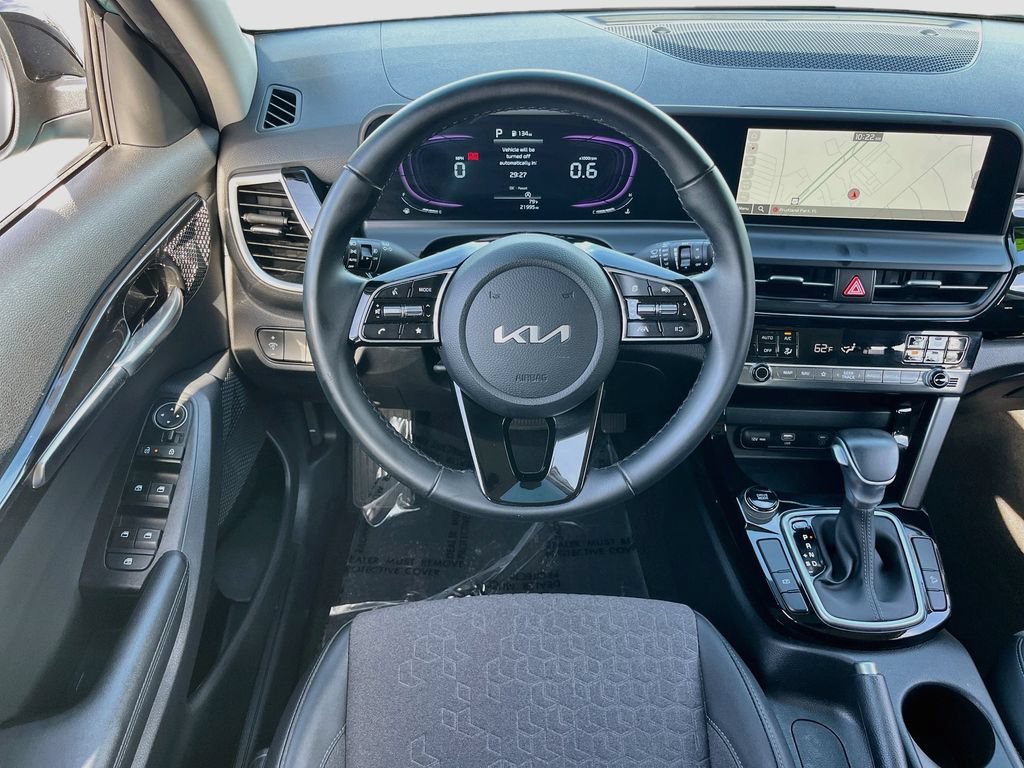 Used 2025 Kia Seltos S FWD image 21