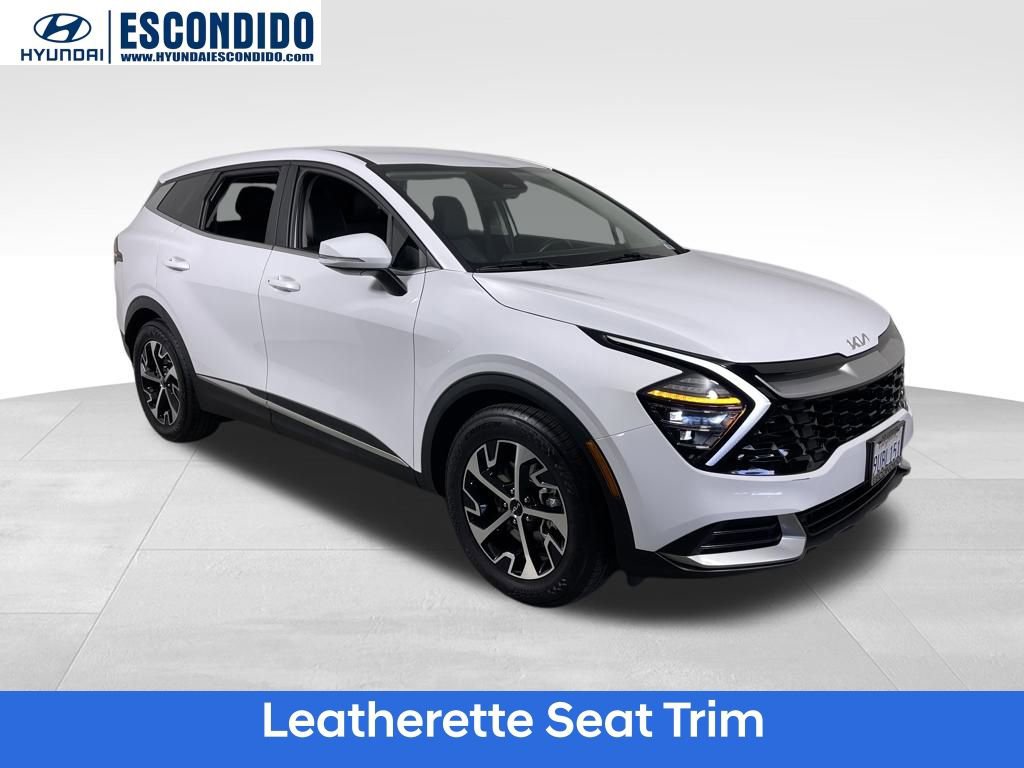 Used 2025 Kia Sportage EX image 7