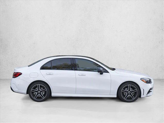 Used 2021 Mercedes-Benz C 300 4MATIC Sedan image 8
