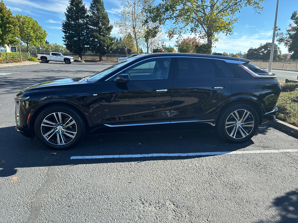 Used 2024 Cadillac Lyriq Luxury RWD image 59