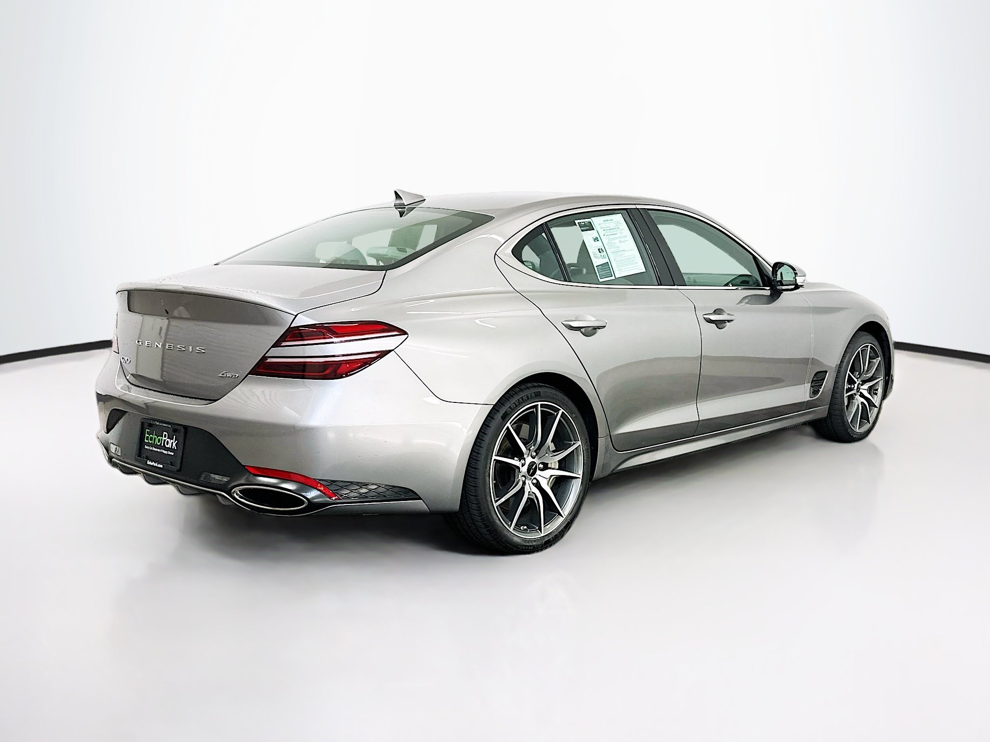 Used 2025 Genesis G70 2.5T AWD/4WD image 9