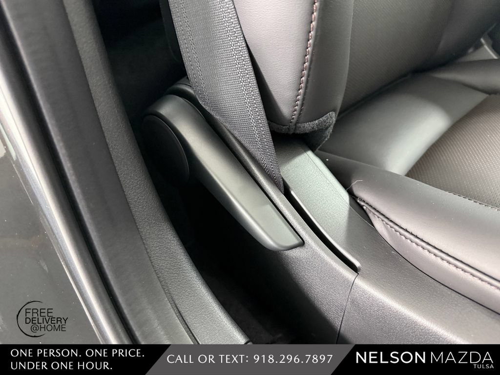 New 2026 MAZDA MAZDA3 Hatchback w/Premium Plus Pkg AWD/4WD image 47