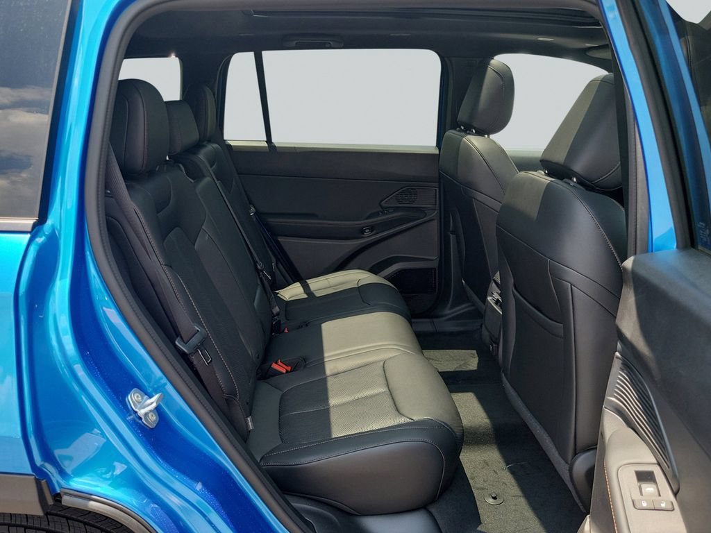 New 2026 Jeep Cherokee Overland AWD/4WD image 34