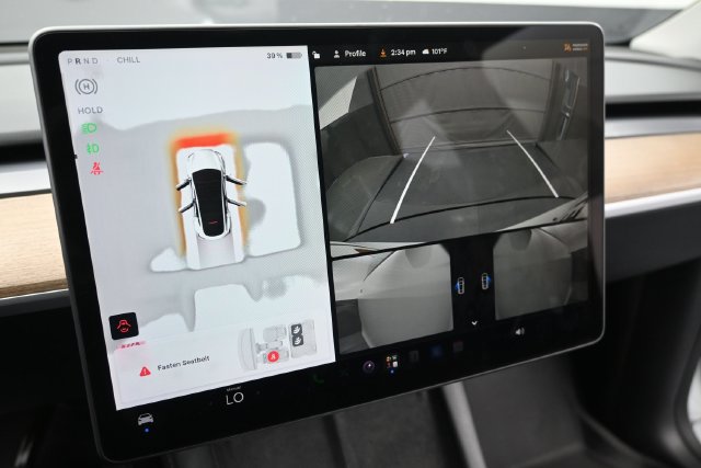 Used 2023 Tesla Model Y Long Range AWD/4WD image 21